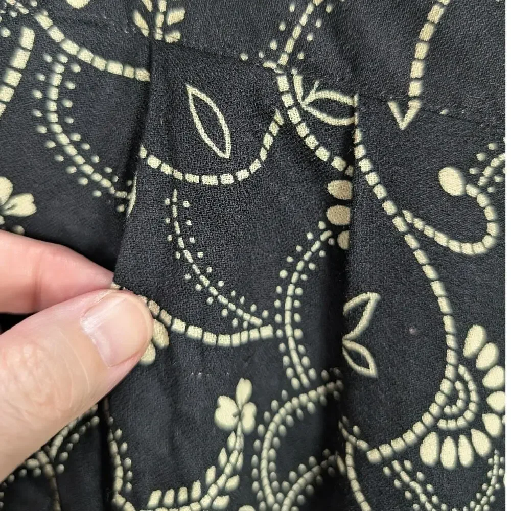 Vintage Pants Womens 14 Black Floral Print Pleated Made USA Toni Garment Boho